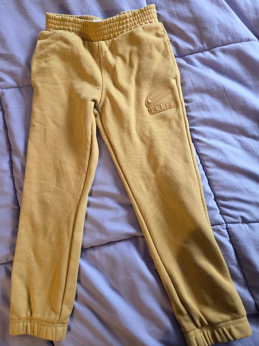 Youth nike air fleece joggers medium